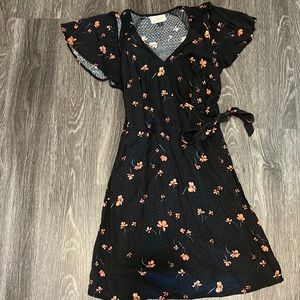 Universal Thread Black & Orange floral dress. Size S.